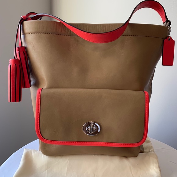Coach Handbags - Coach Bag/purse